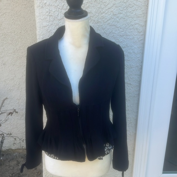 ST. JOHN COUTURE Black Tweed Ruffle Pleat Blazer Jacket Women's Size 10 - Picture 1 of 12
